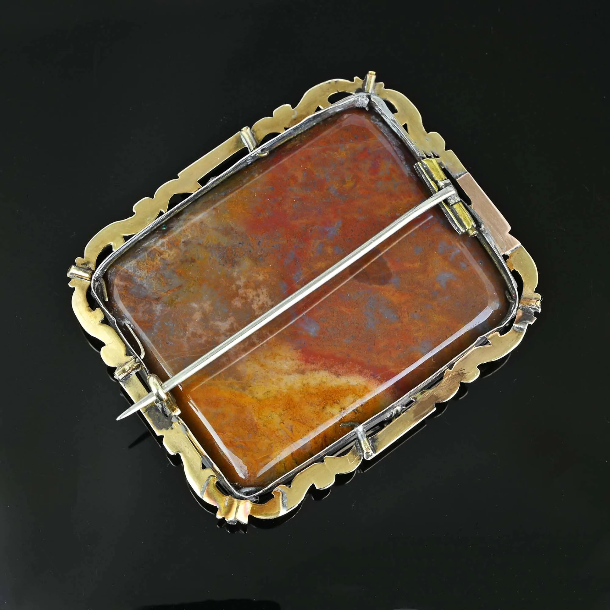 Antique 10K Gold Pietra Dura Scottish Agate Brooch