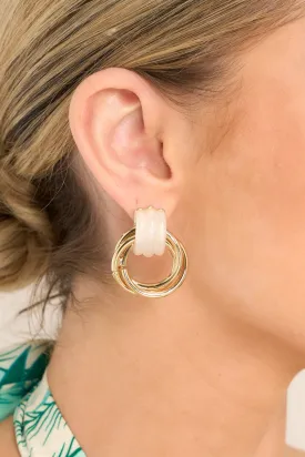 Classic Moment White Gold Earrings