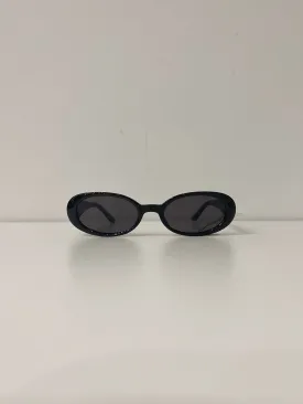 CROWN Oval sunnies