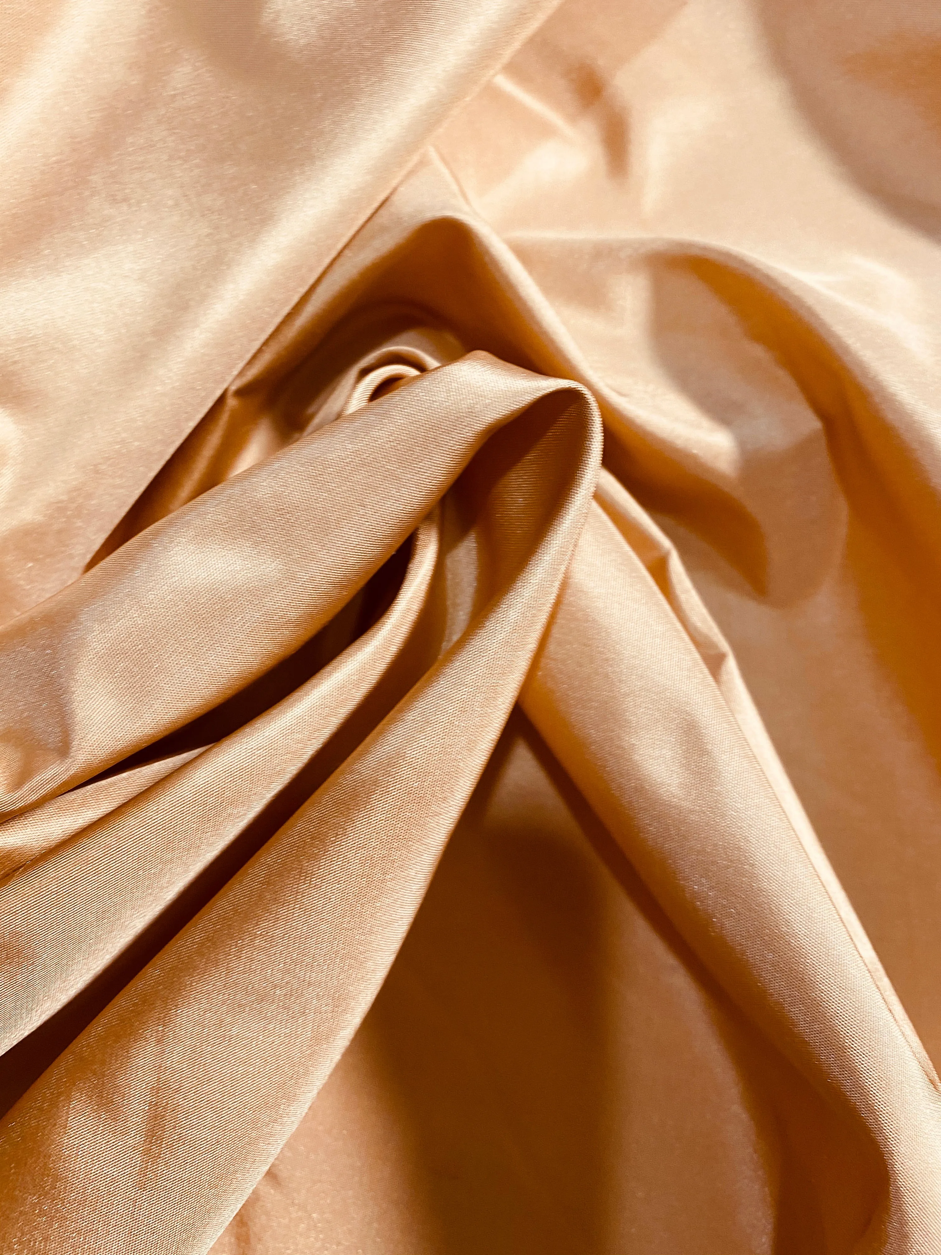 NEW Lady Lisa Designer 100% Silk Taffeta Fabric -Solid Salmon Peach